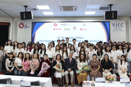 NĂM THỨ TƯ LIÊN TIẾP HANEL TÀI TRỢ HỌC BỔNG CHO SINH VIÊN VƯỢT KHÓ VÀ SINH VIÊN XUẤT SẮC CỦA VIỆN PHÁT TRIỂN NGUỒN NHÂN LỰC VIỆT NAM – NHẬT BẢN VJCC
